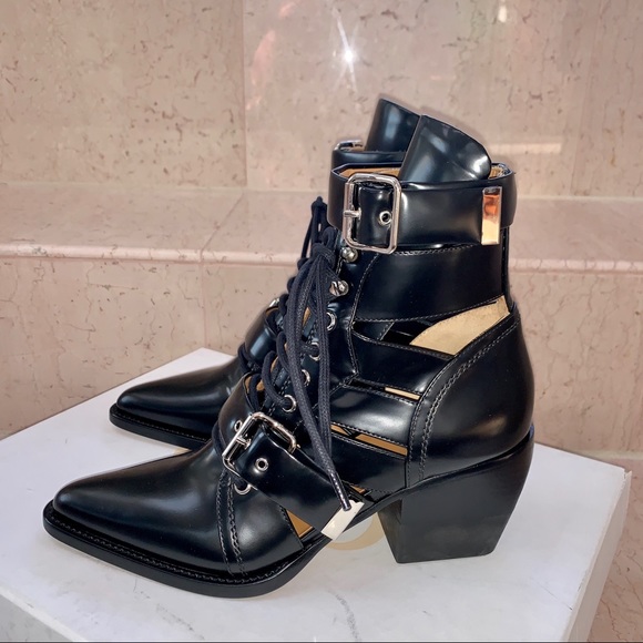 Chloé Black Reilly Leather Buckle Ankle Boots - Picture 7 of 15